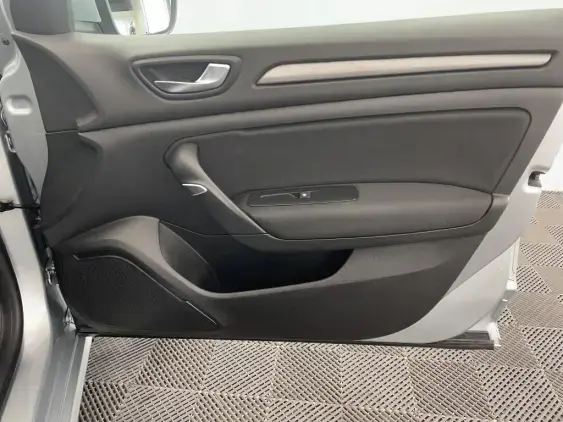 RENAULT MEGANE IV - voiture d'occasion - Photo 20