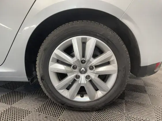 RENAULT MEGANE IV - voiture d'occasion - Photo 24