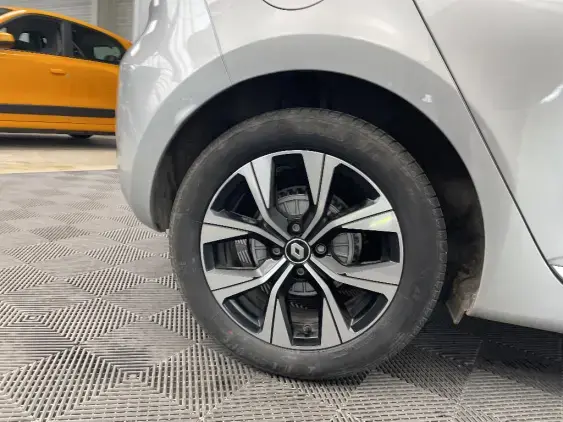 RENAULT CLIO V - voiture d'occasion - Photo 25