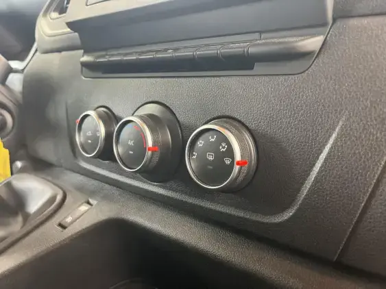 RENAULT MASTER FG III - voiture d'occasion - Photo 21