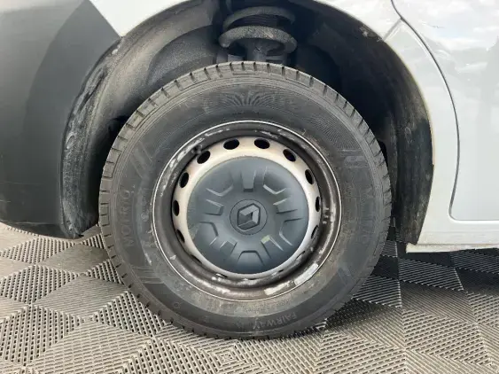 RENAULT MASTER FG III - voiture d'occasion - Photo 23