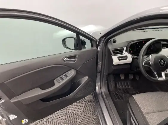 RENAULT CLIO V - voiture d'occasion - Photo 19