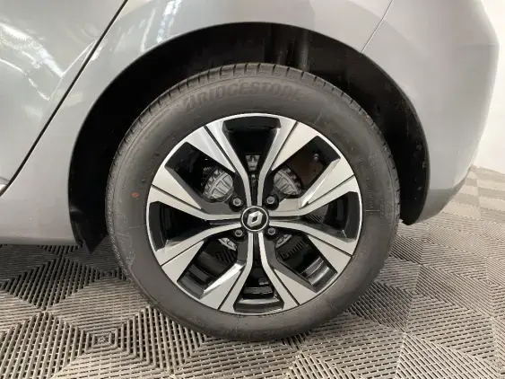 RENAULT CLIO V - voiture d'occasion - Photo 24