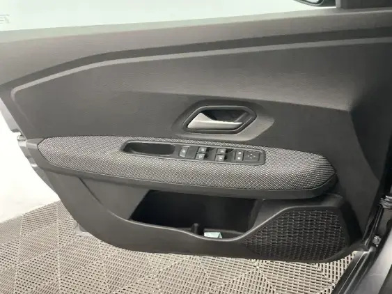 DACIA SANDERO III - voiture d'occasion - Photo 19