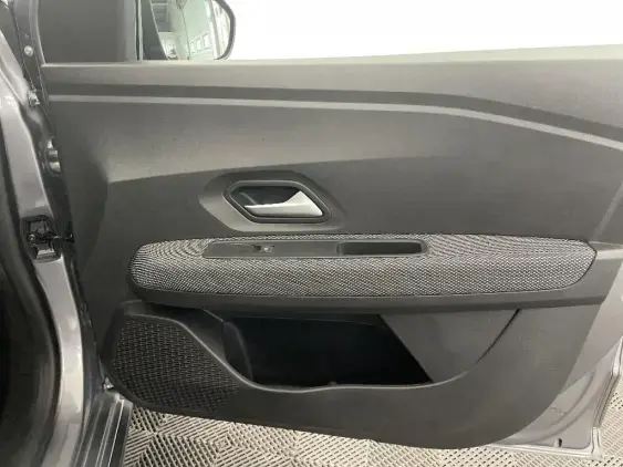 DACIA SANDERO III - voiture d'occasion - Photo 20