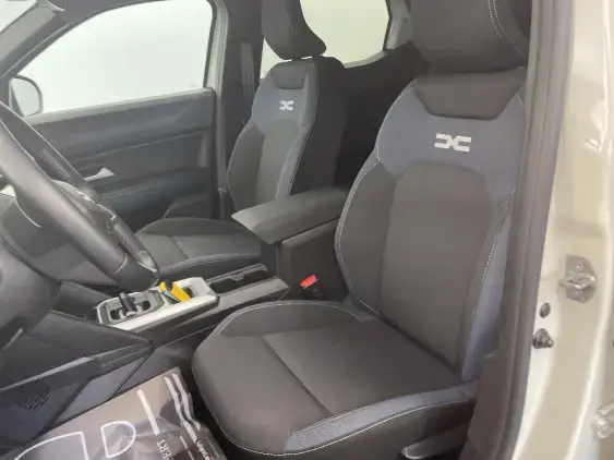 DACIA DUSTER III - voiture d'occasion - Photo 18