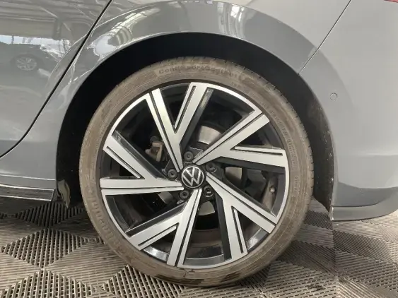 VOLKSWAGEN GOLF VIII - voiture d'occasion - Photo 24