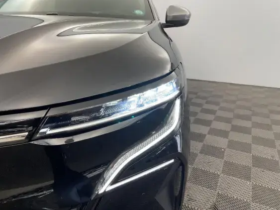 RENAULT MEGANE V - voiture d'occasion - Photo 22