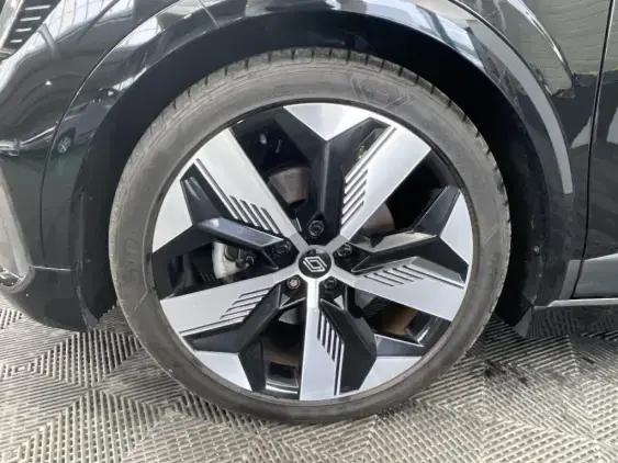 RENAULT MEGANE V - voiture d'occasion - Photo 23