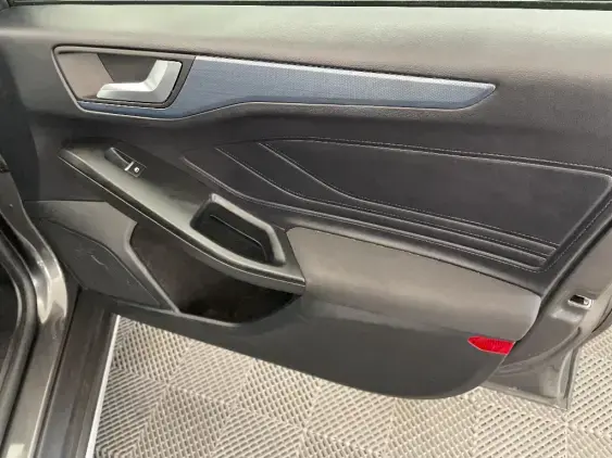 FORD FOCUS IV - voiture d'occasion - Photo 20