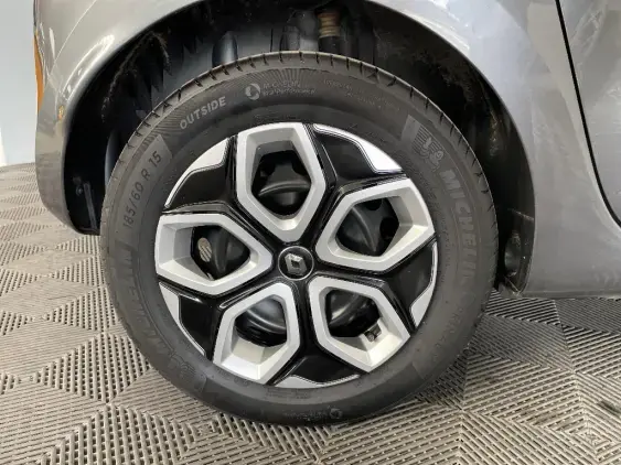 RENAULT TWINGO III - voiture d'occasion - Photo 25