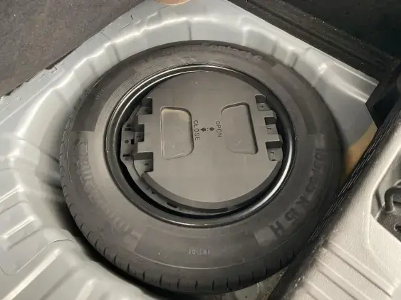 RENAULT CLIO V - voiture d'occasion - Photo 17