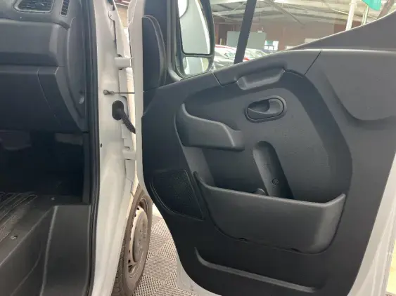 RENAULT MASTER FG III - voiture d'occasion - Photo 19