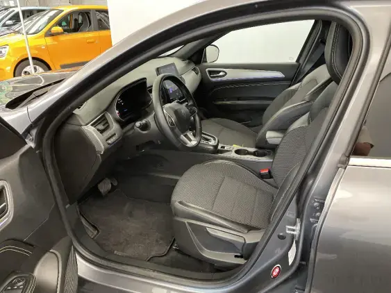 RENAULT ARKANA - voiture d'occasion - Photo 18