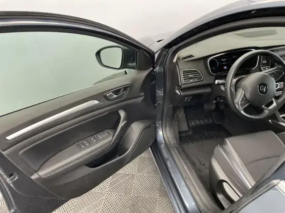 RENAULT MEGANE IV - voiture d'occasion - Photo 19