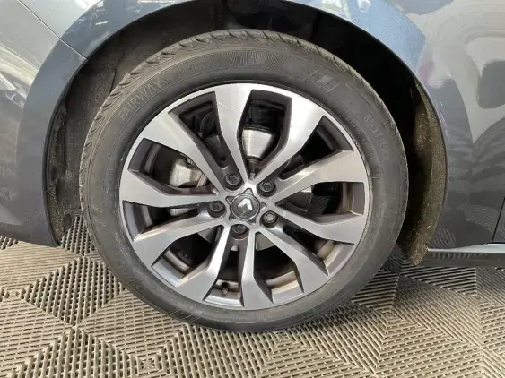 RENAULT MEGANE IV - voiture d'occasion - Photo 23