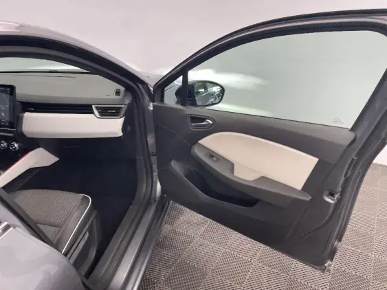 RENAULT CLIO V - voiture d'occasion - Photo 20