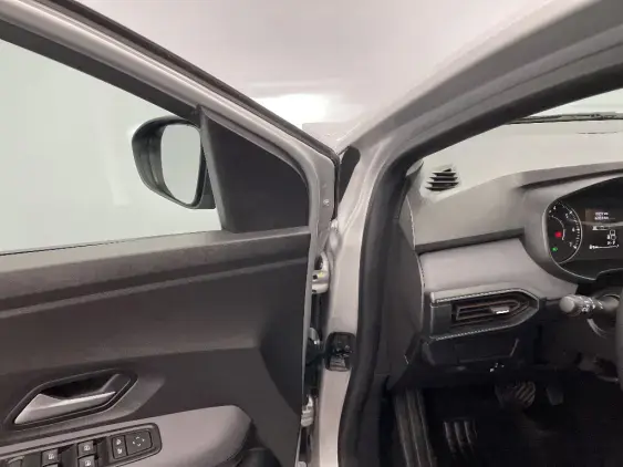 DACIA SANDERO III - voiture d'occasion - Photo 19