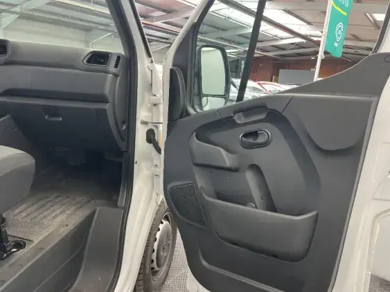 RENAULT MASTER III - voiture d'occasion - Photo 20