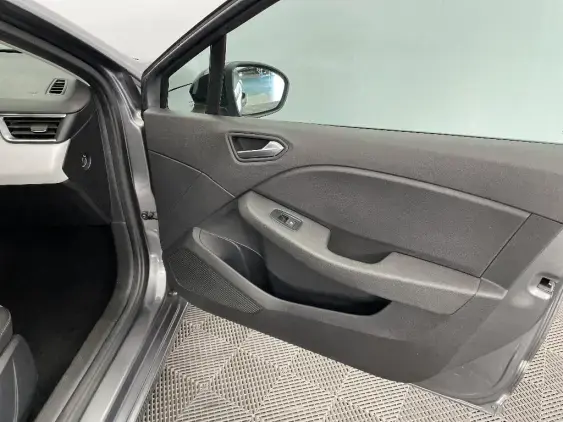 RENAULT CLIO V - voiture d'occasion - Photo 20