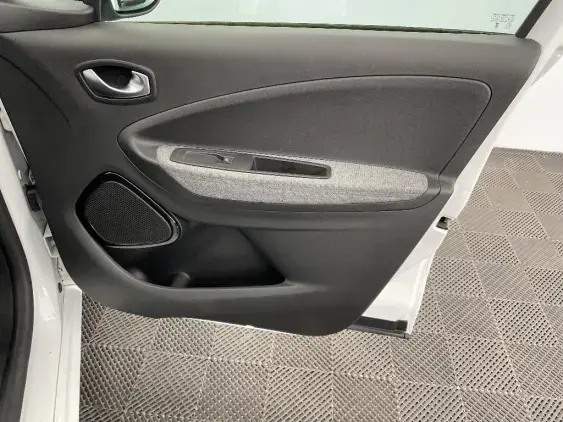RENAULT ZOE - voiture d'occasion - Photo 20