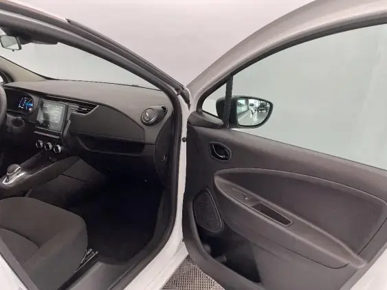 RENAULT ZOE - voiture d'occasion - Photo 20