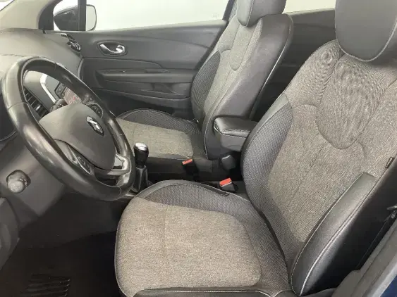RENAULT CAPTUR - voiture d'occasion - Photo 18