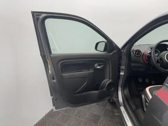 RENAULT TWINGO III - voiture d'occasion - Photo 19