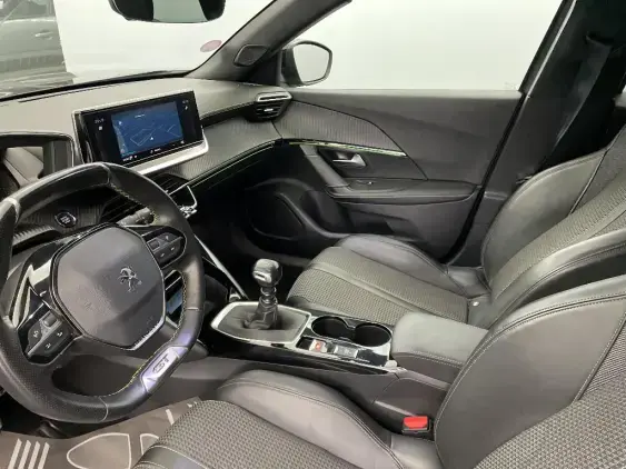 PEUGEOT 2008 II - voiture d'occasion - Photo 18