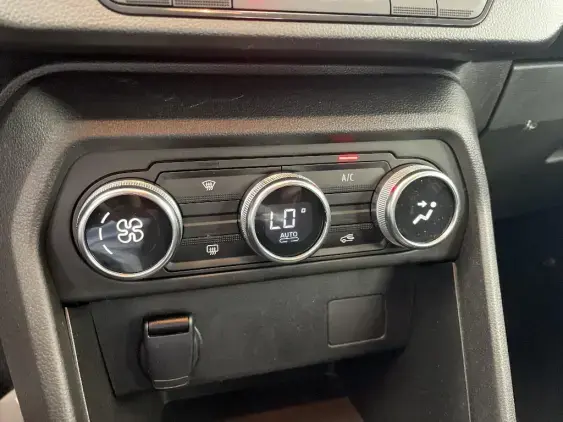 DACIA SANDERO III - voiture d'occasion - Photo 17