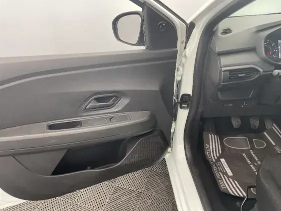 DACIA SANDERO III - voiture d'occasion - Photo 17