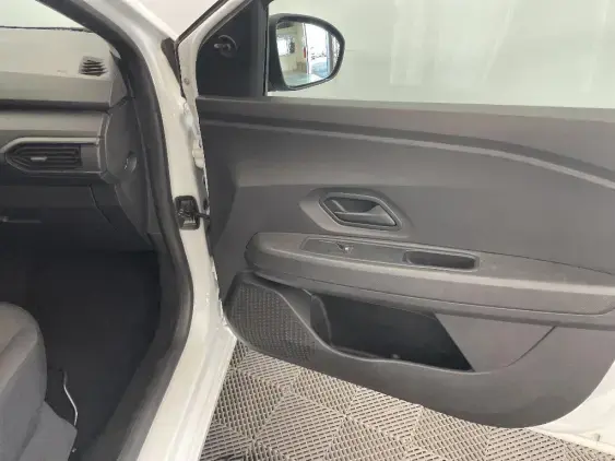 DACIA SANDERO III - voiture d'occasion - Photo 18