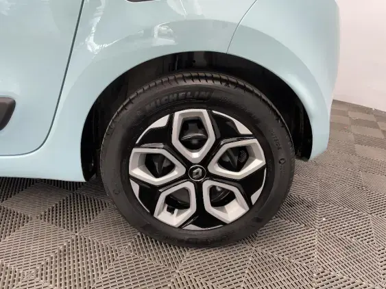RENAULT TWINGO III - voiture d'occasion - Photo 24