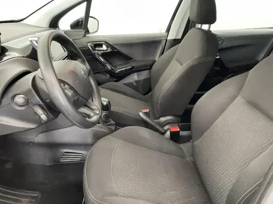 PEUGEOT 208 - voiture d'occasion - Photo 18