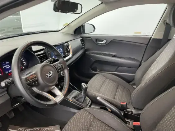 KIA STONIC - voiture d'occasion - Photo 18