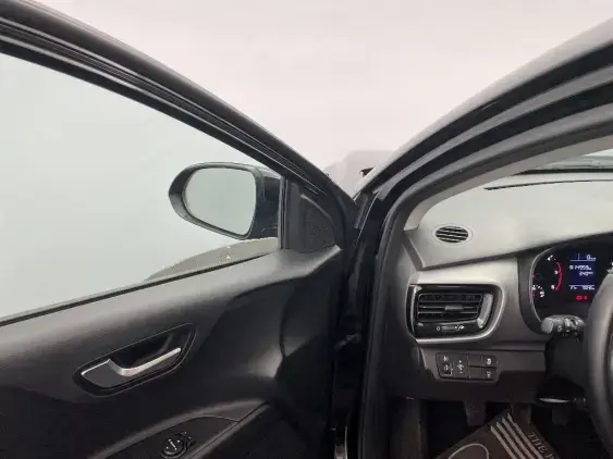 KIA STONIC - voiture d'occasion - Photo 19