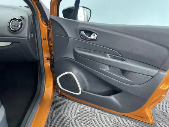 RENAULT CAPTUR - voiture d'occasion - Photo 20