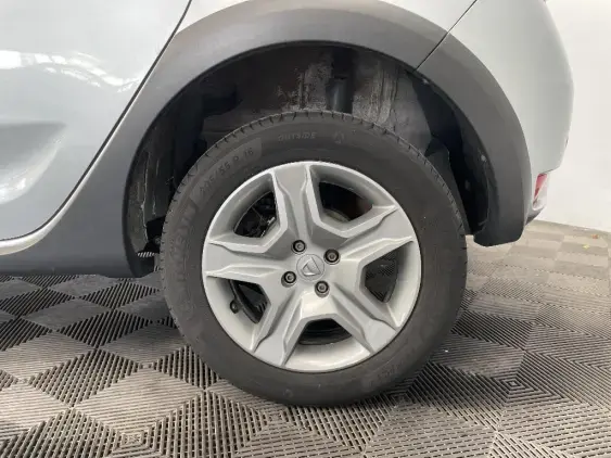 DACIA SANDERO II - voiture d'occasion - Photo 24