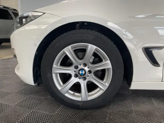 BMW SERIE 3 GRAN TURISMO F34 - voiture d'occasion - Photo 23