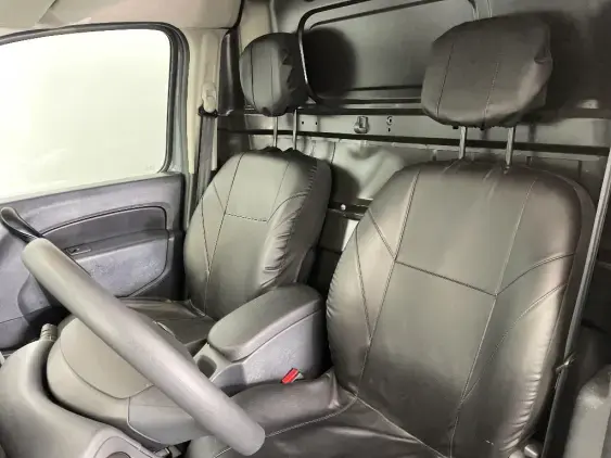 NISSAN NV250 - voiture d'occasion - Photo 18
