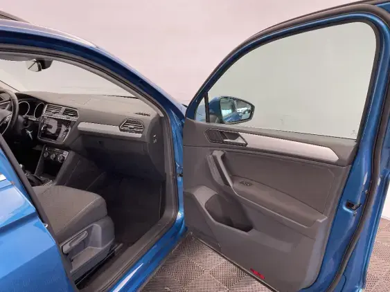 VOLKSWAGEN TIGUAN II - voiture d'occasion - Photo 20