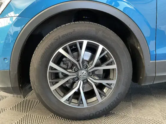 VOLKSWAGEN TIGUAN II - voiture d'occasion - Photo 23