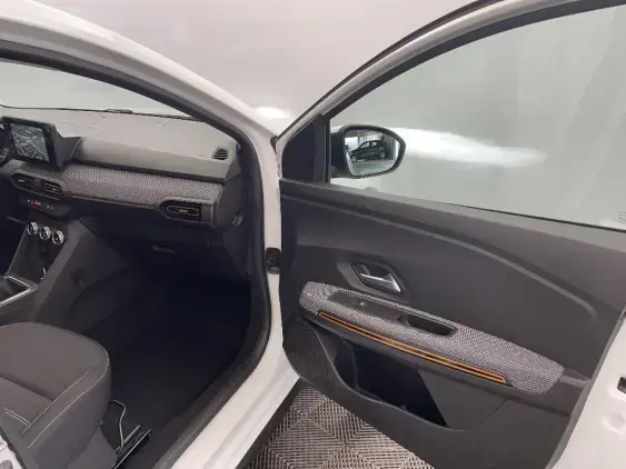 DACIA SANDERO III - voiture d'occasion - Photo 20