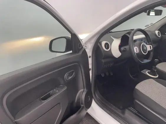 RENAULT TWINGO III - voiture d'occasion - Photo 18