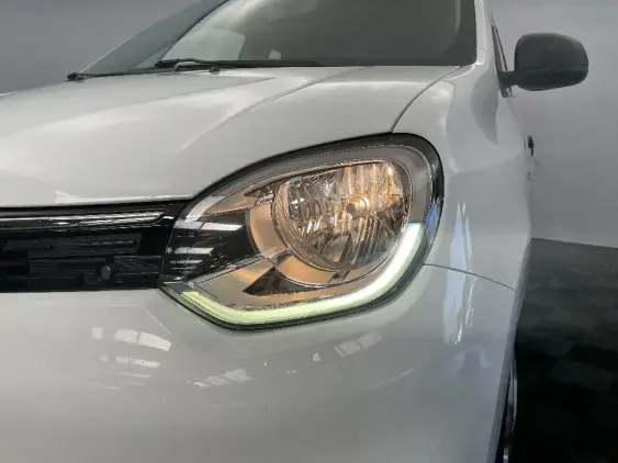 RENAULT TWINGO III - voiture d'occasion - Photo 21