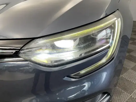 RENAULT MEGANE IV - voiture d'occasion - Photo 21