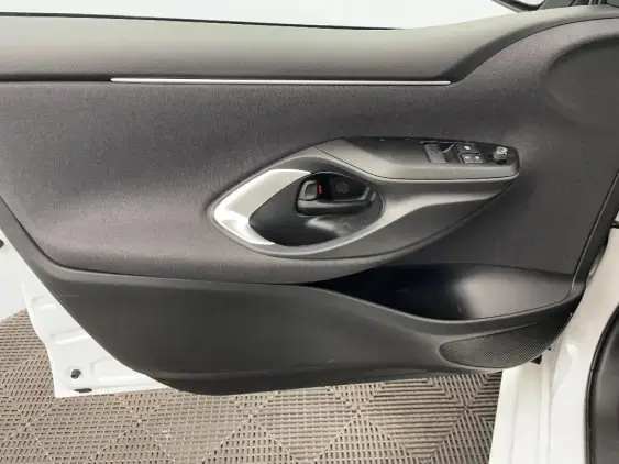TOYOTA YARIS IV - voiture d'occasion - Photo 19