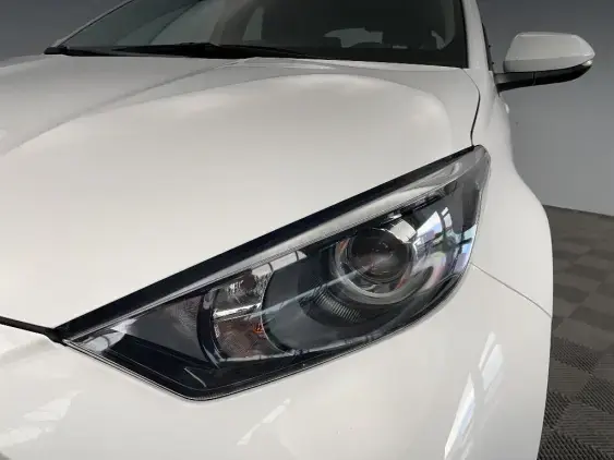 TOYOTA YARIS IV - voiture d'occasion - Photo 22