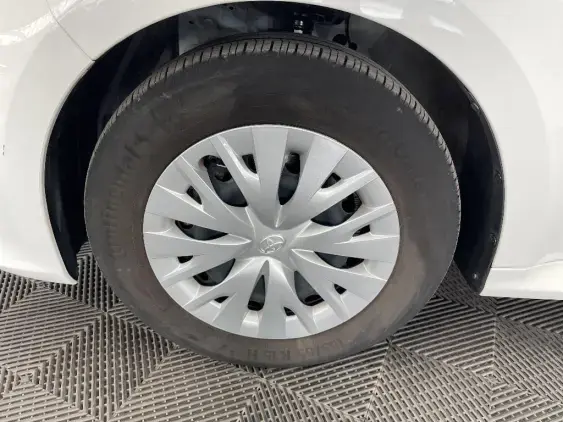TOYOTA YARIS IV - voiture d'occasion - Photo 23