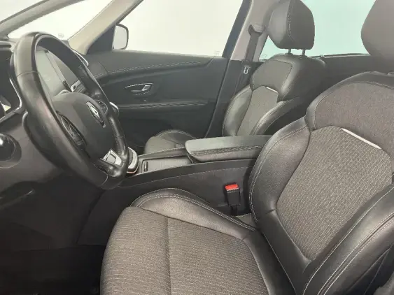 RENAULT SCENIC IV - voiture d'occasion - Photo 18